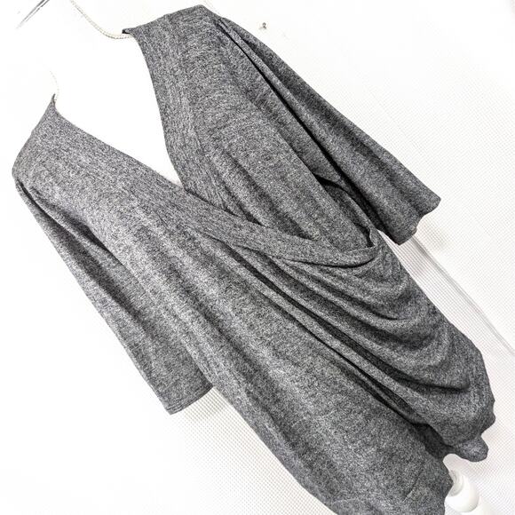 MAURICES! BLACK & WHITE MARLED CRISS-CROSS FRONT, DRAPEY, RUCHED TOP! SZ 2X - Picture 9 of 9